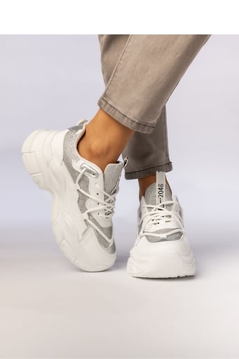 Sport Shoes Inello