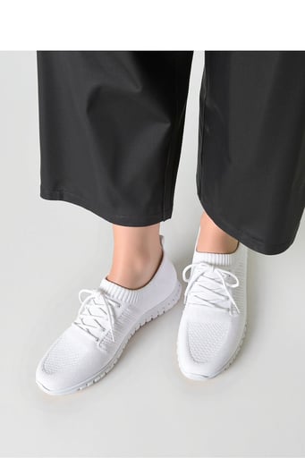 Sport Shoes Inello