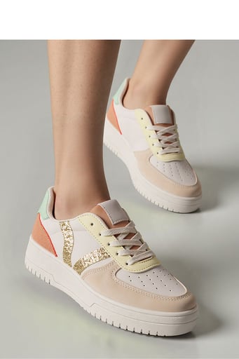 Sport Shoes Inello