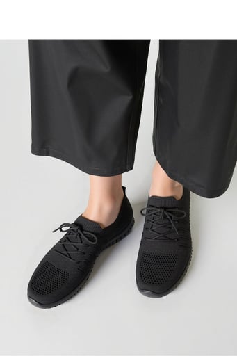 Sport Shoes Inello